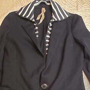 Bailey 44 navy blazer size small